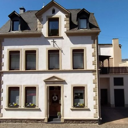 Ferienhaus Treis Neef Exterior photo
